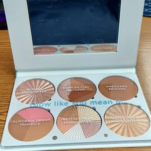 OFRA Cosmetics: On The Glow Pro Palette